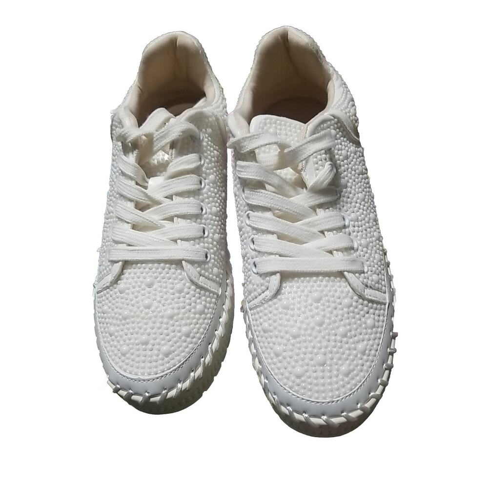 AZALEA WANG Cardin Platform Sneakers Women's Size 8M White Lace Up Embellished